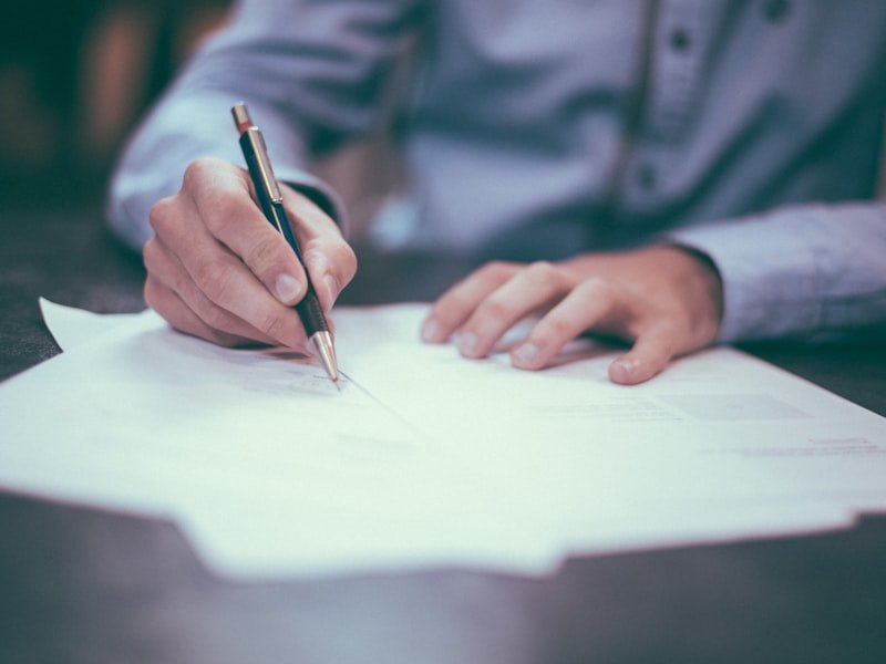 TrustLink Notary Services - Professional document processing and attestation in Kuwait